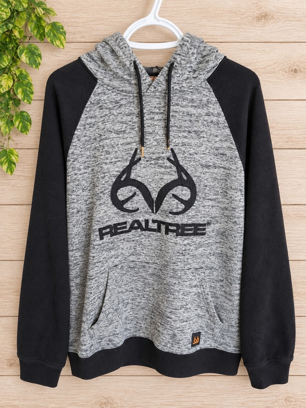 Realtree Men’s Grey & Black Pullover Hoodie – Size Large